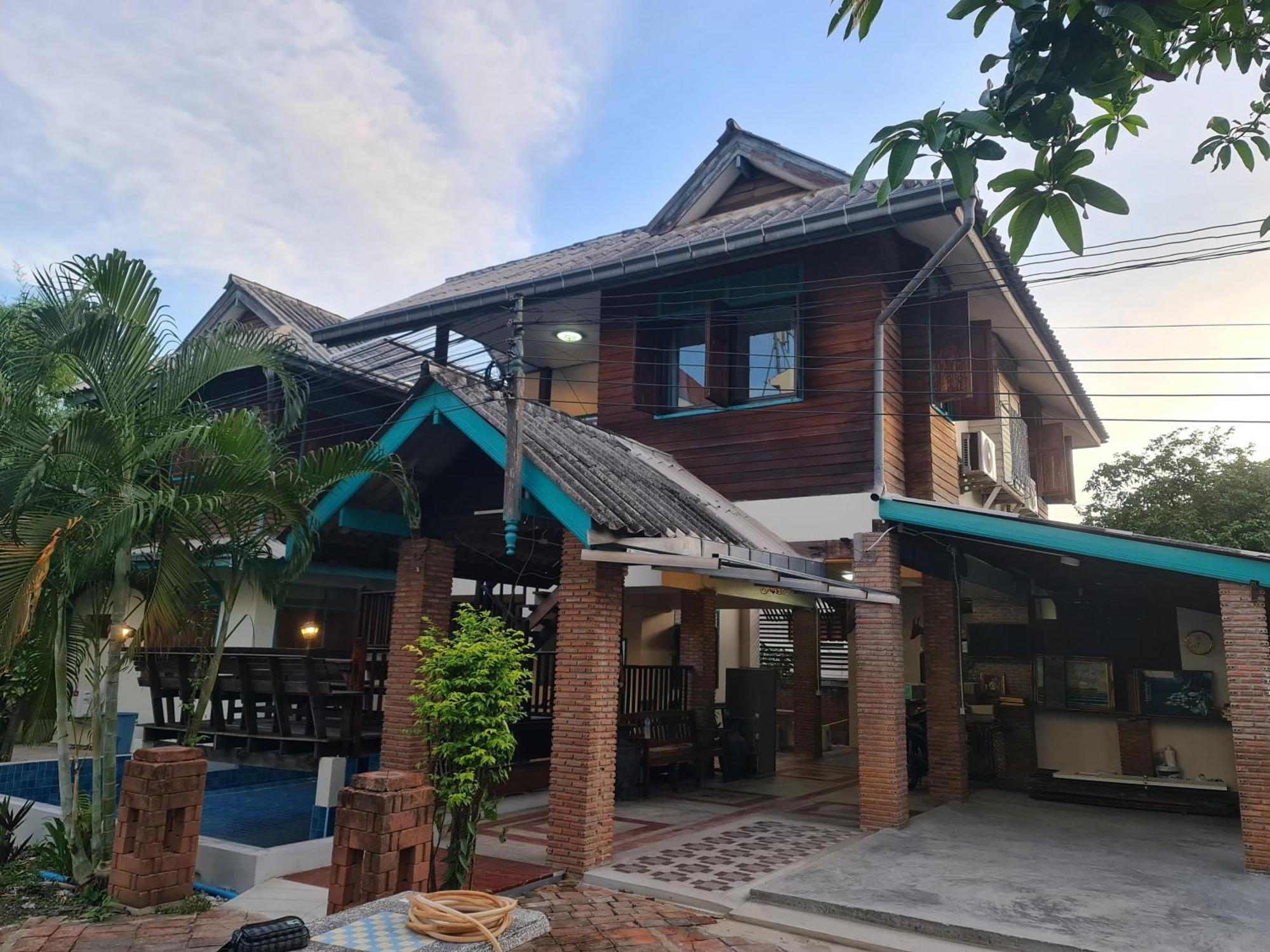 Tepbunthomhouse Ayutthaya Apartment Exterior foto