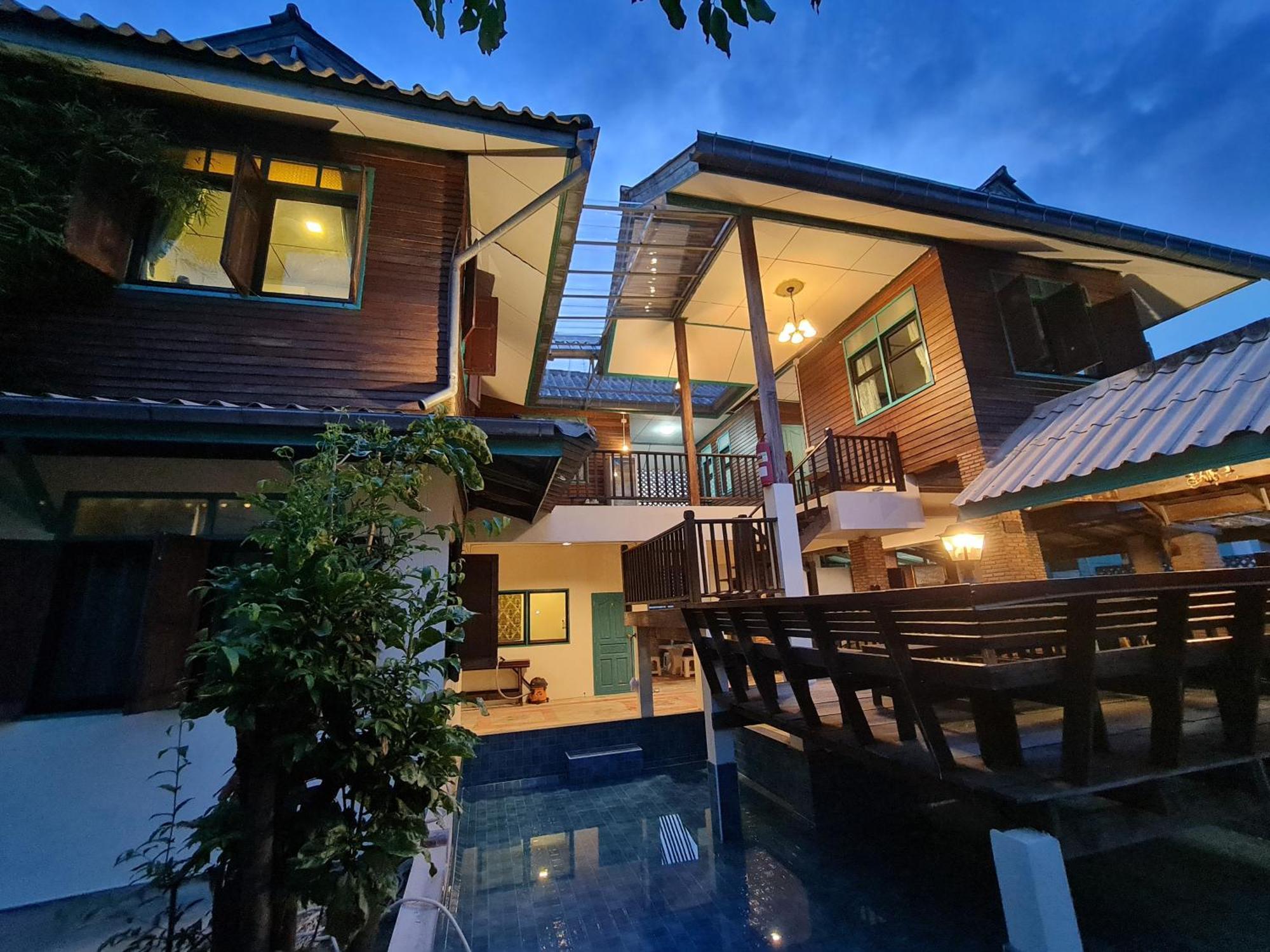 Tepbunthomhouse Ayutthaya Apartment Exterior foto