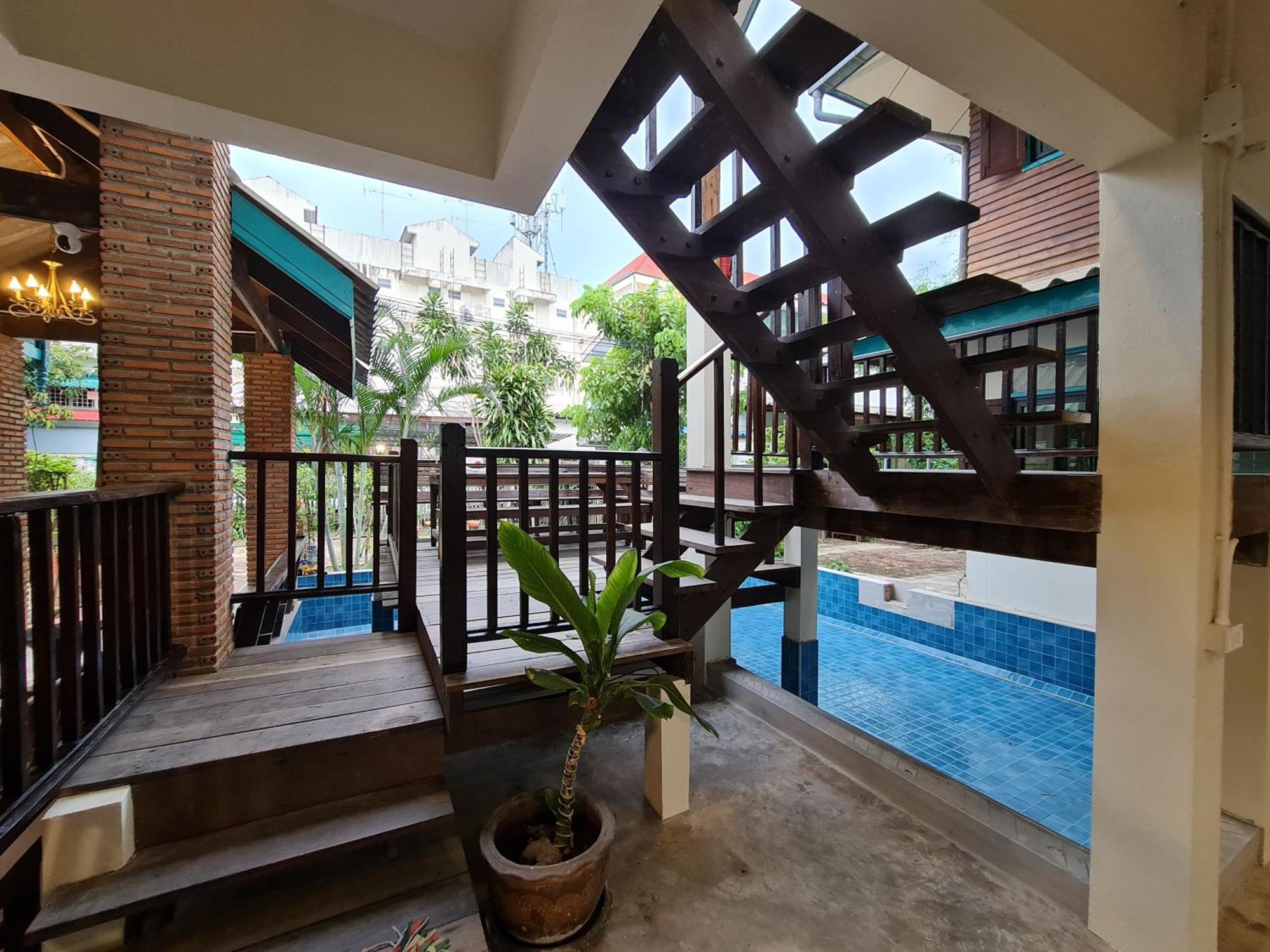 Tepbunthomhouse Ayutthaya Apartment Exterior foto