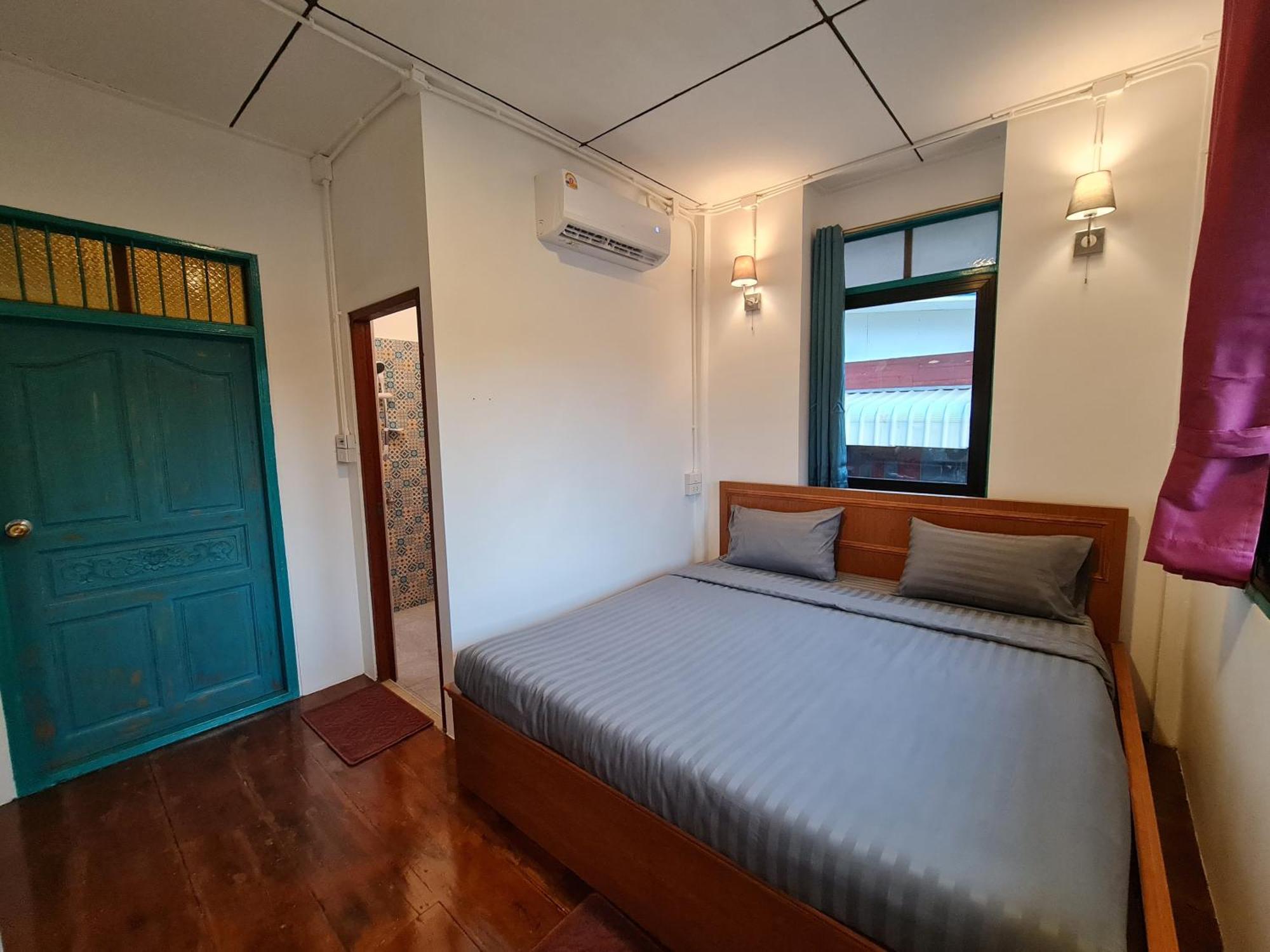 Tepbunthomhouse Ayutthaya Apartment Exterior foto