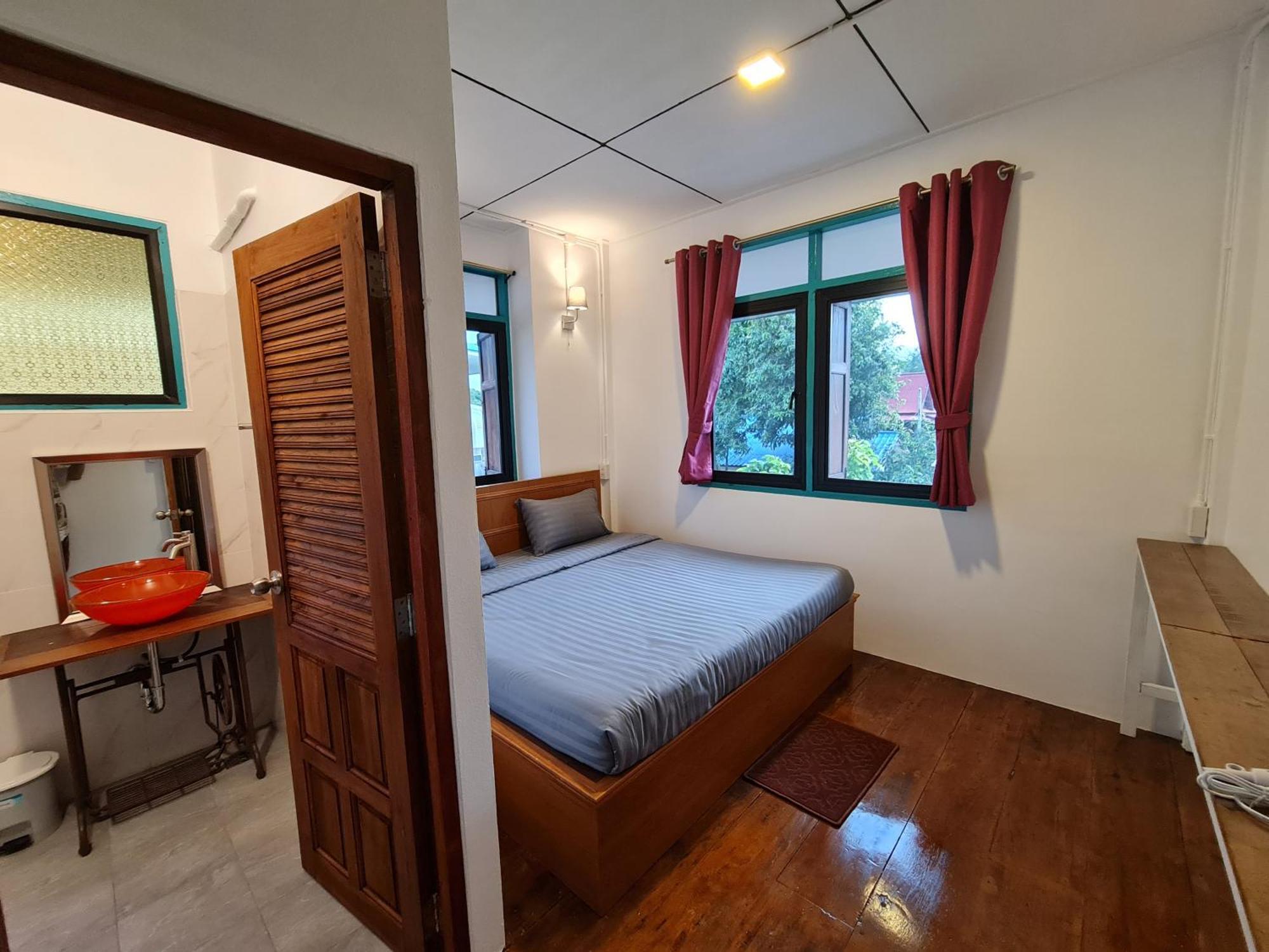 Tepbunthomhouse Ayutthaya Apartment Exterior foto